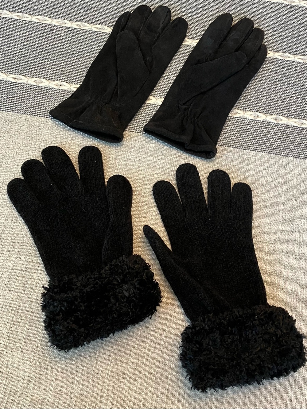 2 pair women’s chic black gloves